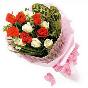 5 kirmizi 5 beyaz g�llerden   Ankara 14 �ubat online �i�ek g�nderme sipari� 