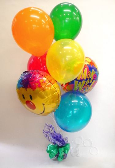  Ankara 14 �ubat �nternetten �i�ek sipari�i  17 adet u�an balon ve k���k kutuda �ikolata