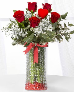 5 adet k�rm�z� g�l kalp �ubuk cam vazoda  Ankara 14 �ubat �i�ek g�nderme sitemiz g�venlidir 