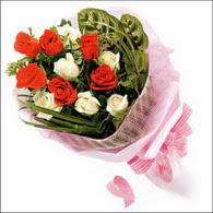 5 kirmizi 5 beyaz g�llerden   Ankara 14 �ubat online �i�ek g�nderme sipari� 