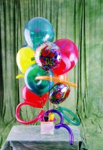  Ankara 14 �ubat g�venli kaliteli h�zl� �i�ek  karisik g�r�nt�de renkli u�an balon buketi