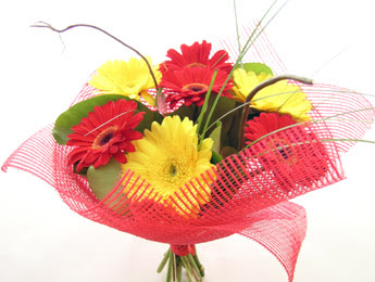 9 adet gerbera �i�eklerinden buket  Ankara 14 �ubat sevgililer g�n� �i�ek sat��� 
