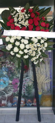 Cenaze iei cenaze iek modelleri  Ankara 14 ubat iek siparii sitesi 