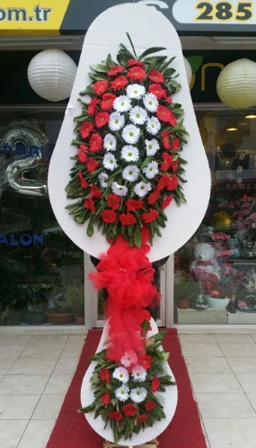 Yapay gerbera �i�eklerinden �ift katl� �i�ek  Ankara 14 �ubat �i�ek�i telefonlar� 